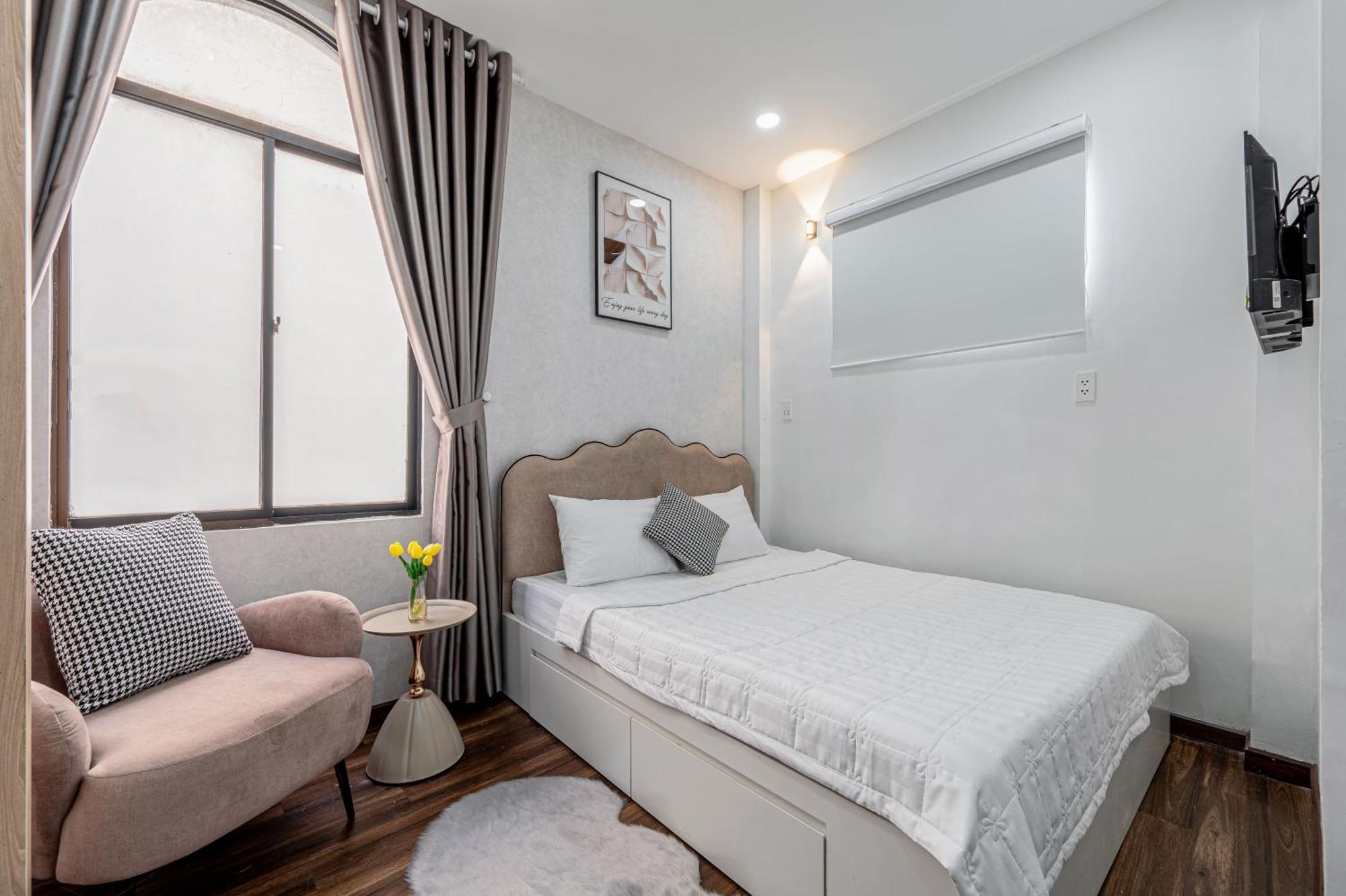 Khách sạn Lotus Lalala 3*